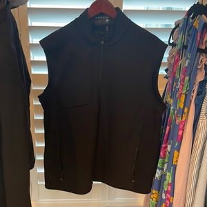 Greyson vest size large. Perfect condition